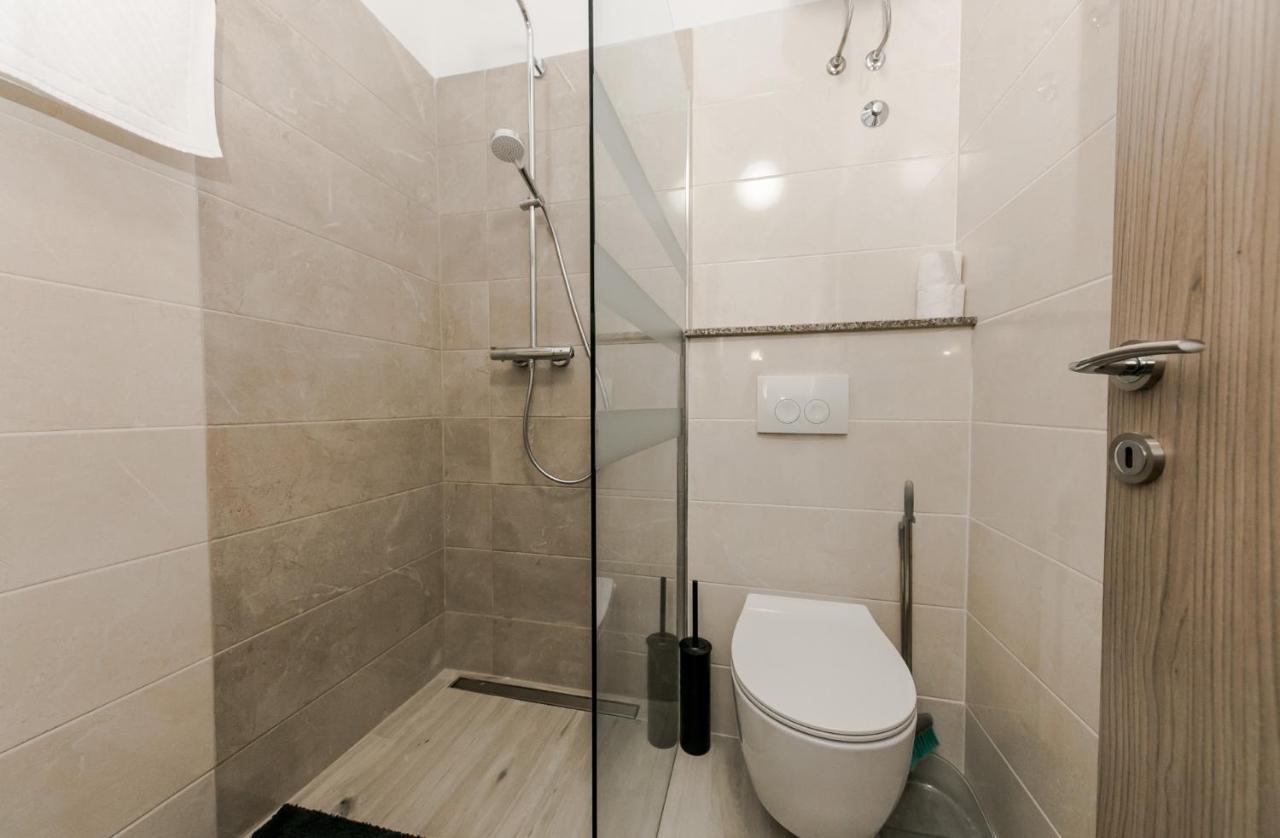Ferienwohnung Palomia B Split Exterior foto
